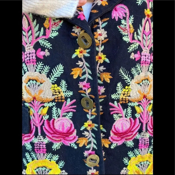 Hopeless Romantic Natalya Embroidered Jacket - Picture 3 of 12